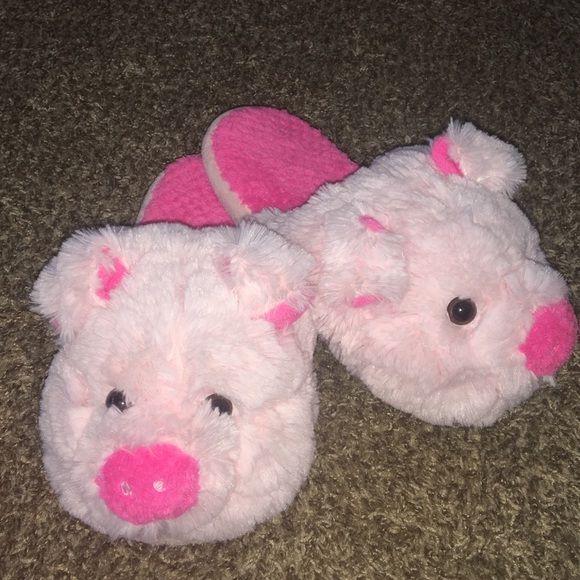 Shoes - Like NEW-Pink Piggy Slippers 🐷